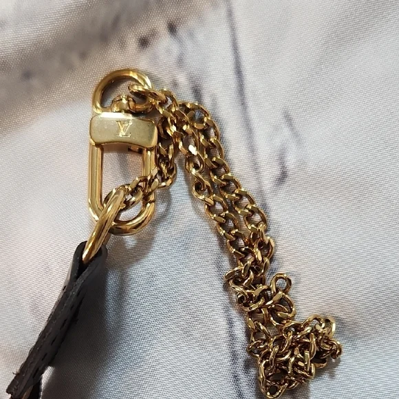 Louis Vuitton Mini Pochette In Damier Ebene - Picture 4 of 12